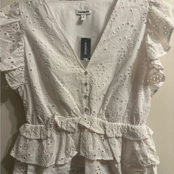 Express Eyelet Peplum Top - Picture 4 of 5